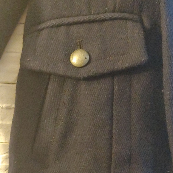 American Eagle Winter Jacket - Picture 3 of 8